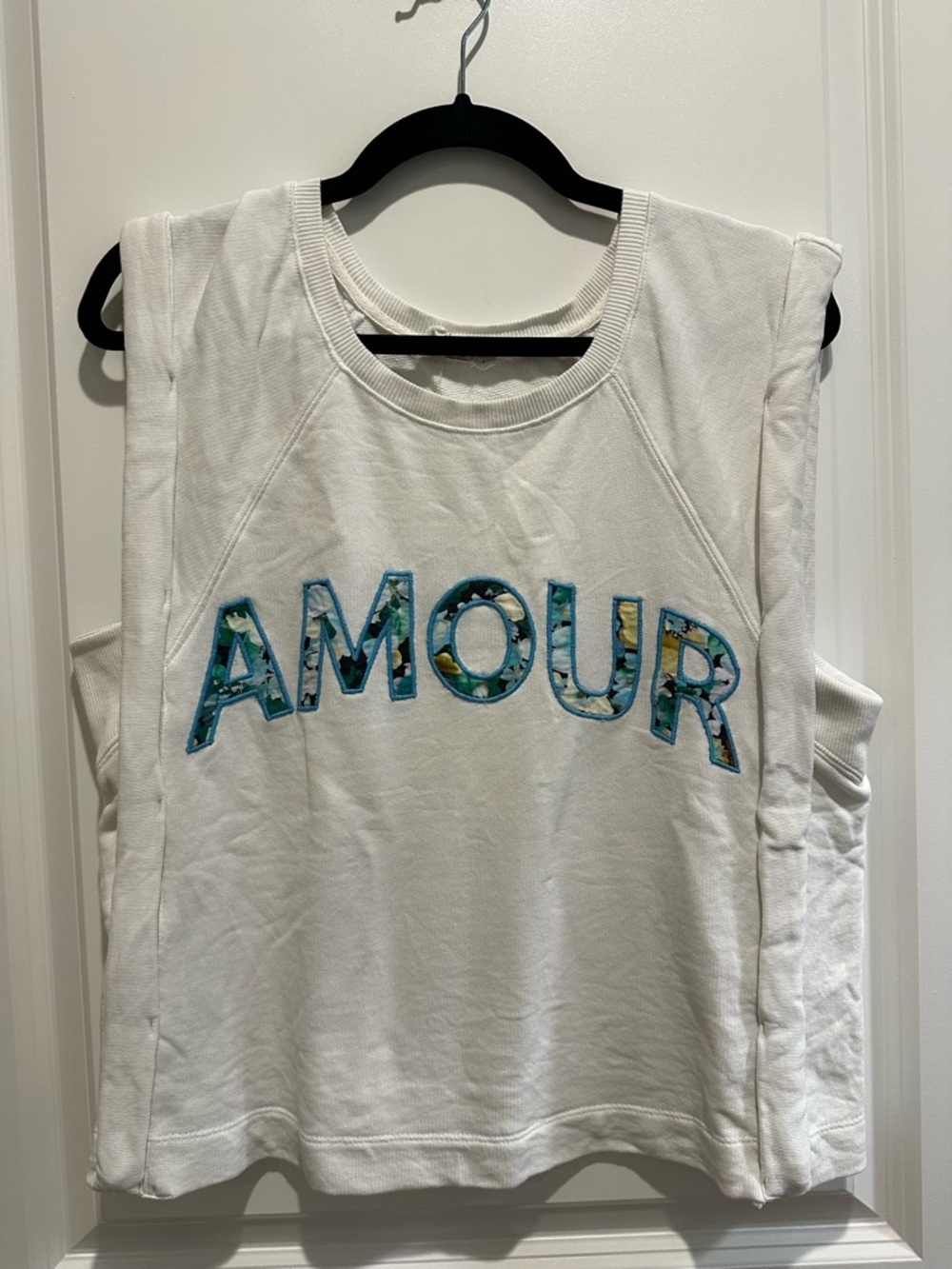Anthropologie White Sleeveless 'AMOUR' Appliqué Tank